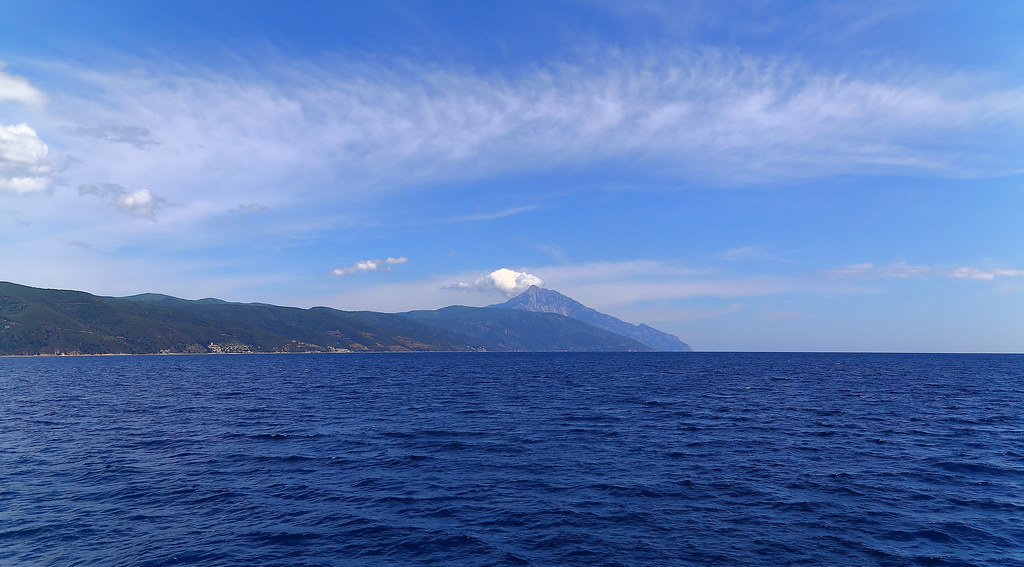 Foundations of Eastern Orthodox Monasticism: Insights into Mount Athos' Spiritual Traditions