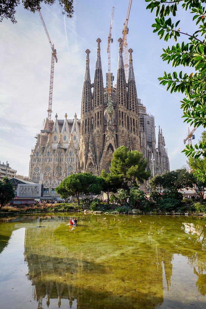 Sagrada Familia's Intricate Facades: A Closer Look at Gaudi's Artistic Detailing