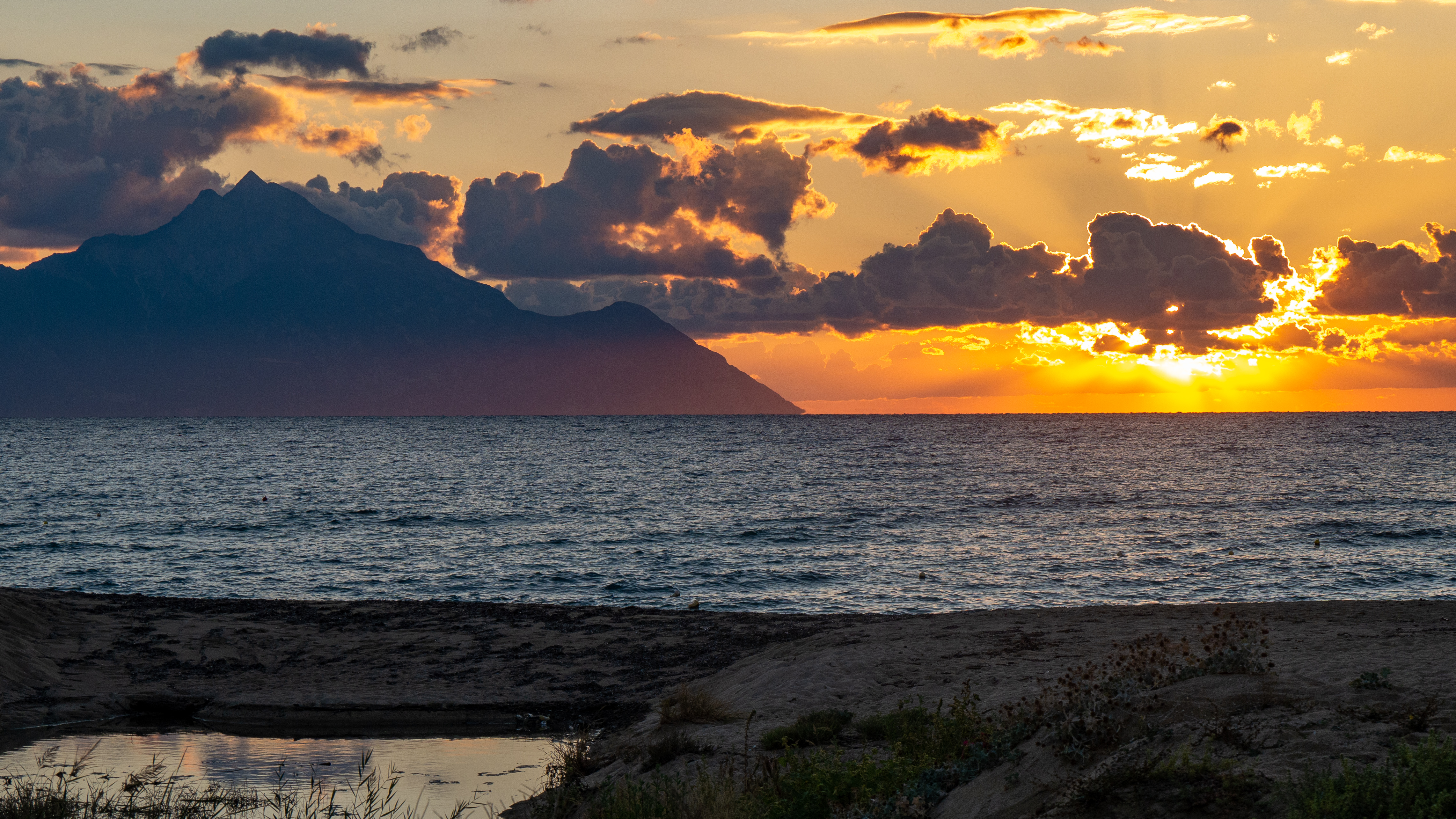 A Pilgrim's Guide to Mount Athos: Exploring the Treasures of Eastern Orthodox Monasticism