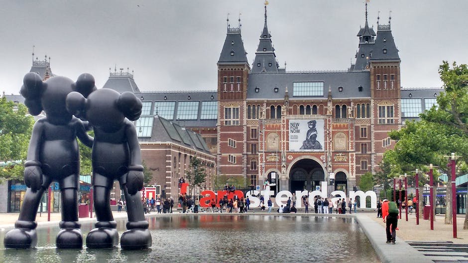 Explore the Rich History of Dutch Art and Culture