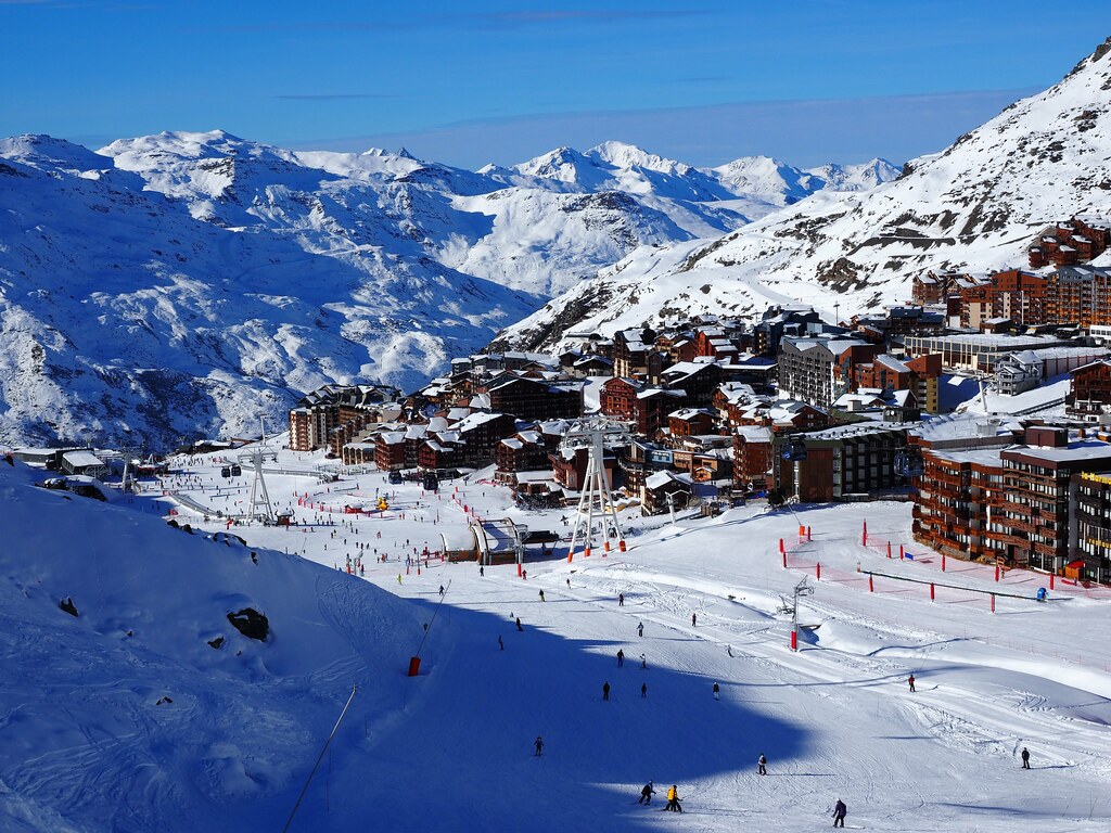 Immerse Yourself in a Winter Paradise: Unveiling the Hidden Gems of the French Alps