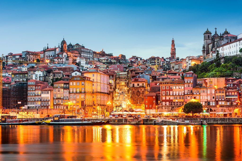 Hidden Gems: Exploring Porto's Architectural Splendors