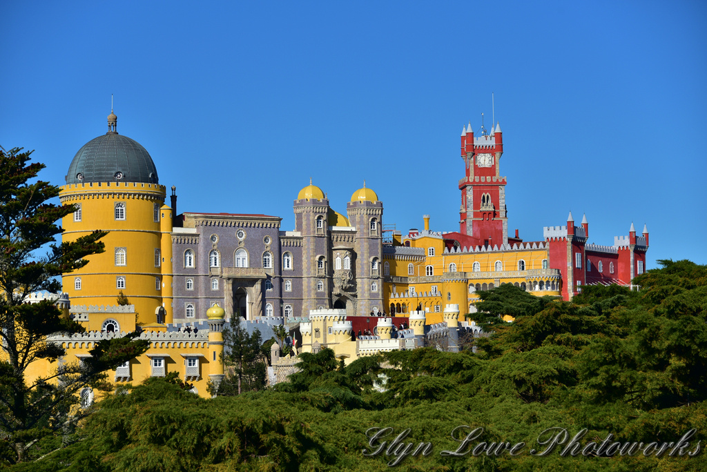 Hidden Treasures of Pena Palace: Insider Tips for a Perfect Visit