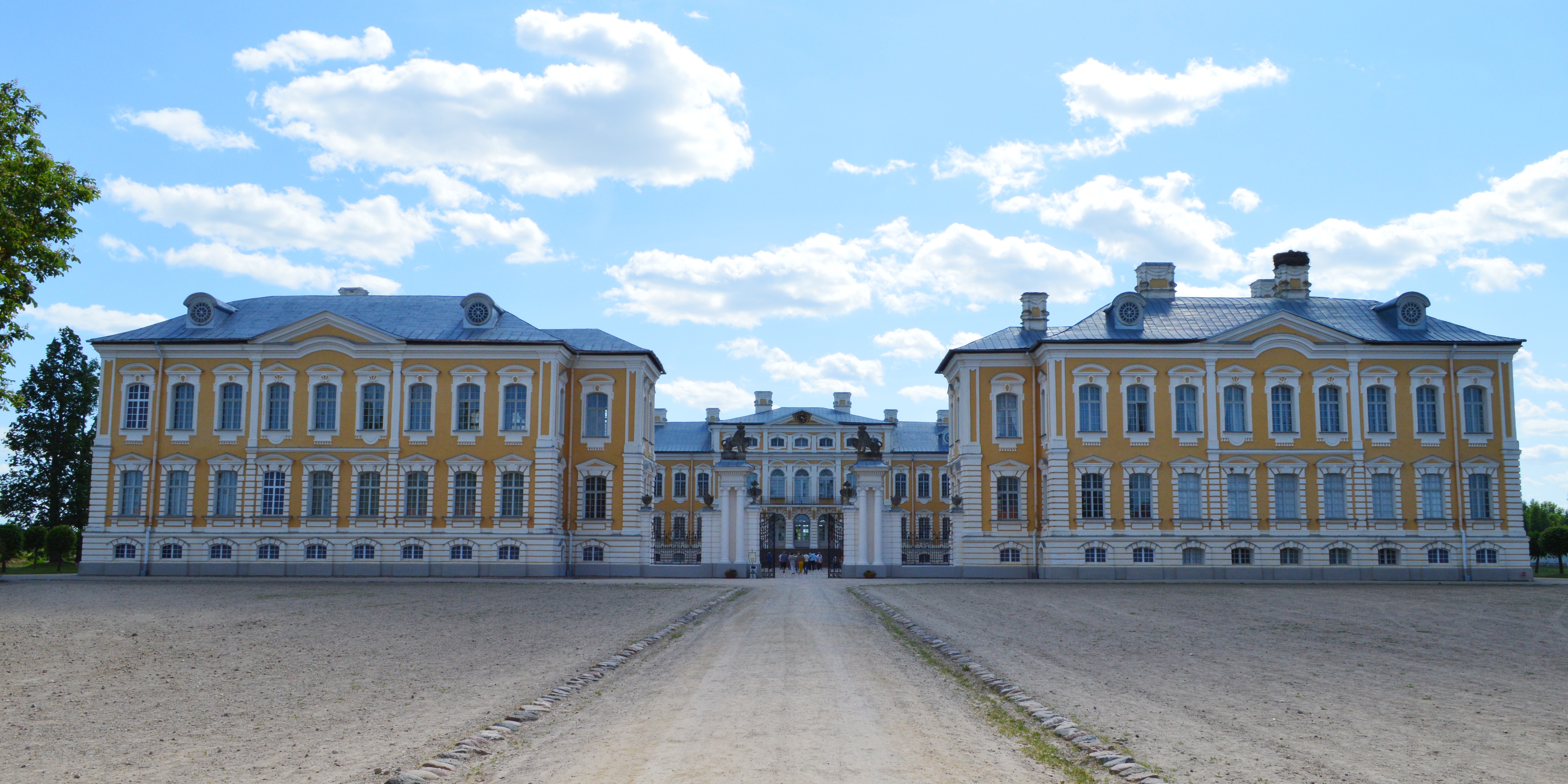 Unveiling the Rich Historical Heritage of Rundāle Palace