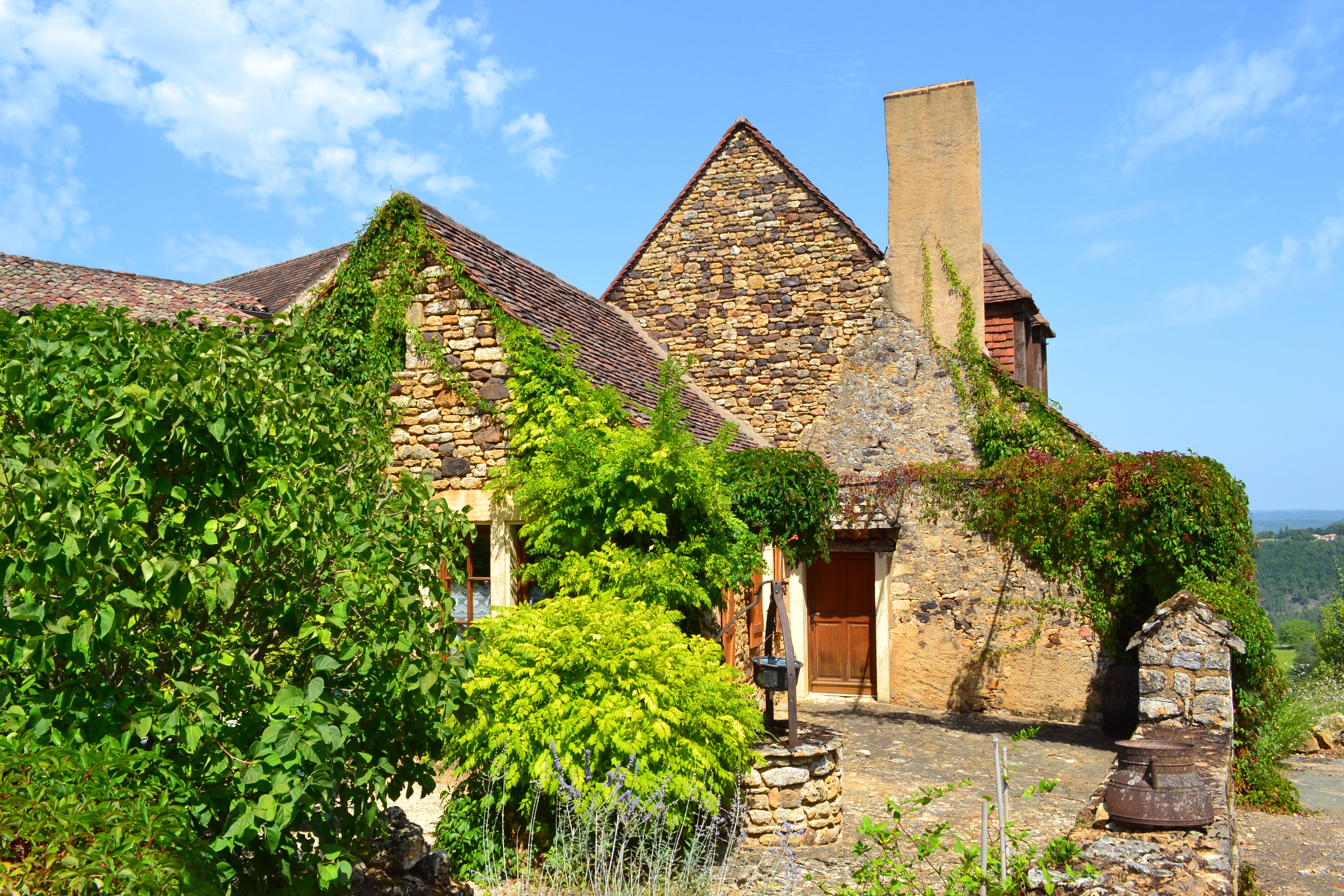 Exploring Quaint Villages: Unraveling the Charm of Rural France