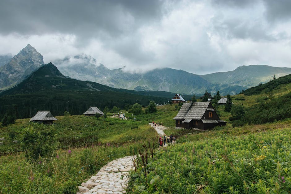 Zakopane: A Winter Wonderland Nestled in the Tatra Mountains