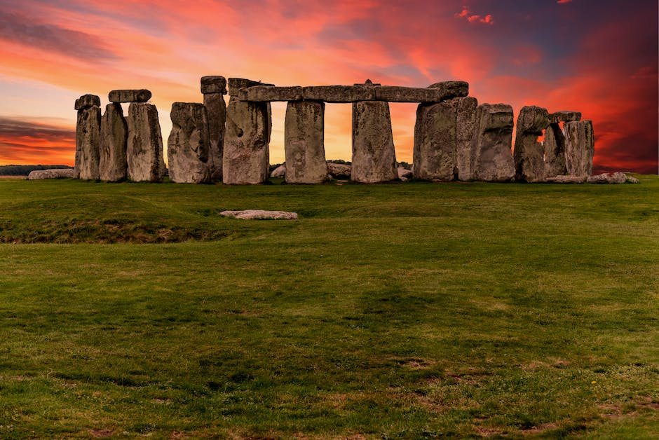 A Stroll Through History: Discovering the Ancient Stonehenge of Carnac