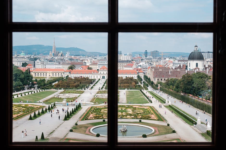 Immerse Yourself in the Grandeur of the Baroque Style: Unveiling the Architectural Marvels of Rundāle Palace Gardens