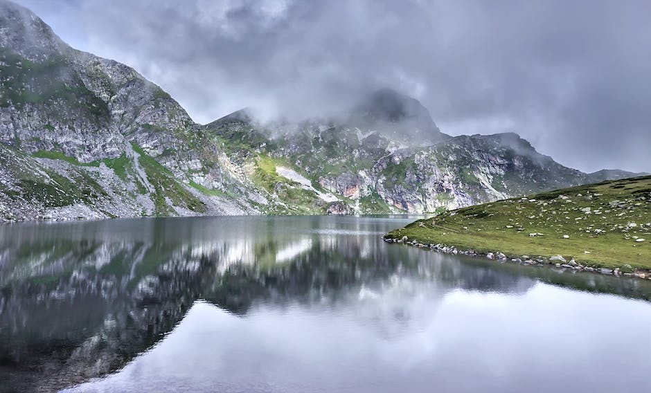 1. Reviving Memory: Exploring Bulgaria's Sacrifice during World Wars