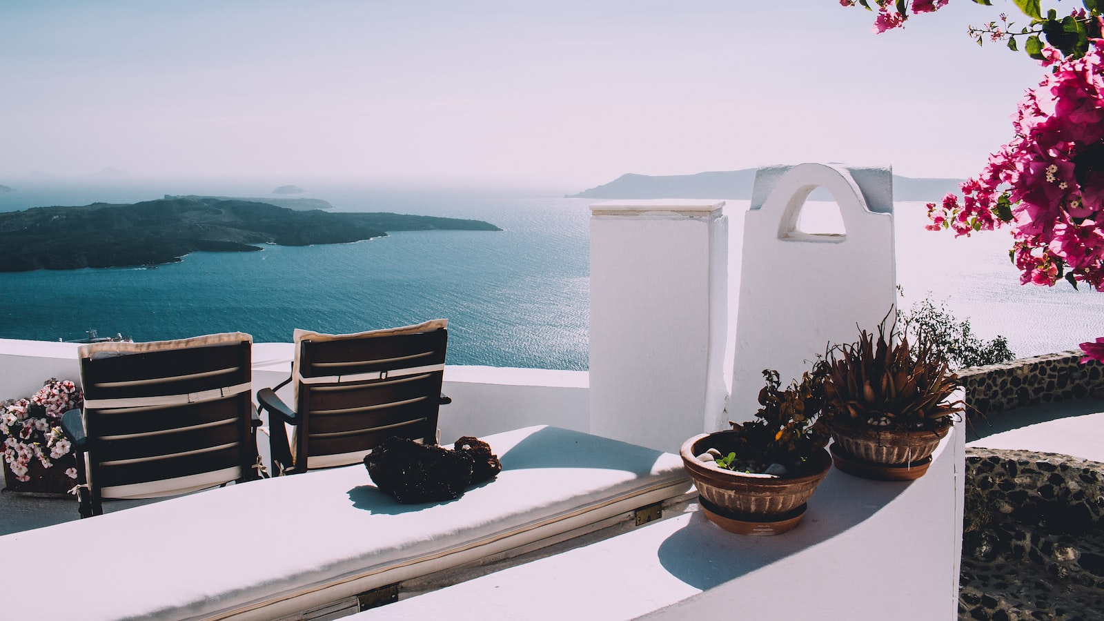 Indulge in Santorini's Culinary Delights: A Foodie's Paradise