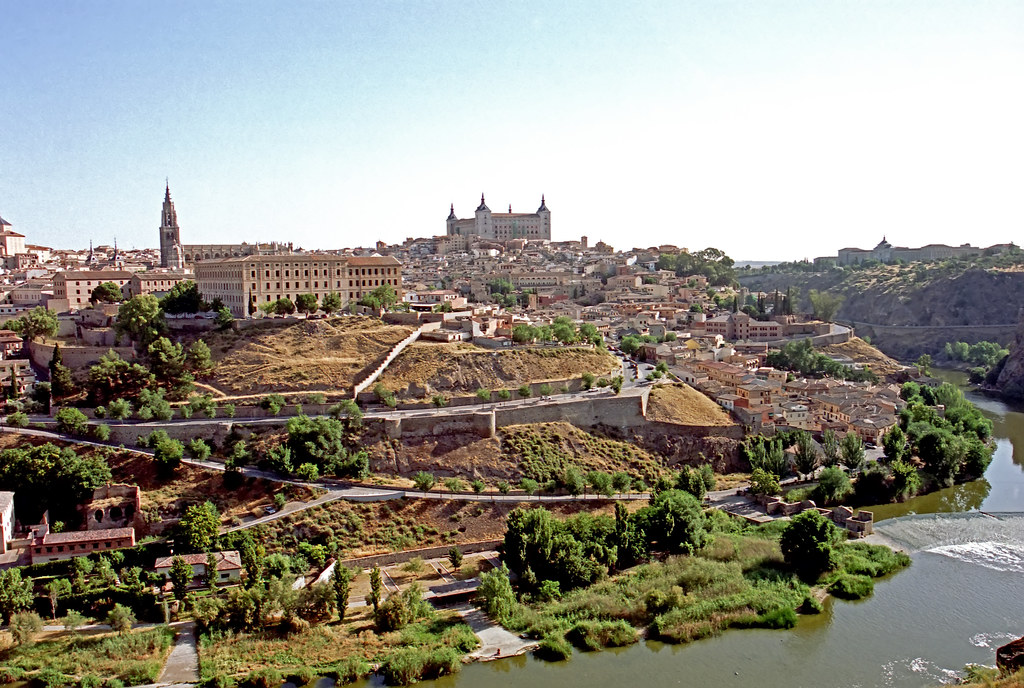 Architectural Marvels: Discovering the Magnificence of Toledo's Medieval Structures