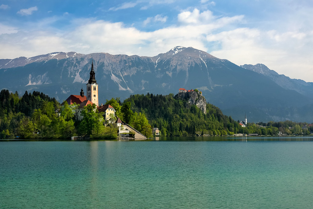 Escape to Lake Bled: A Fairytale-Like Experience in Slovenia