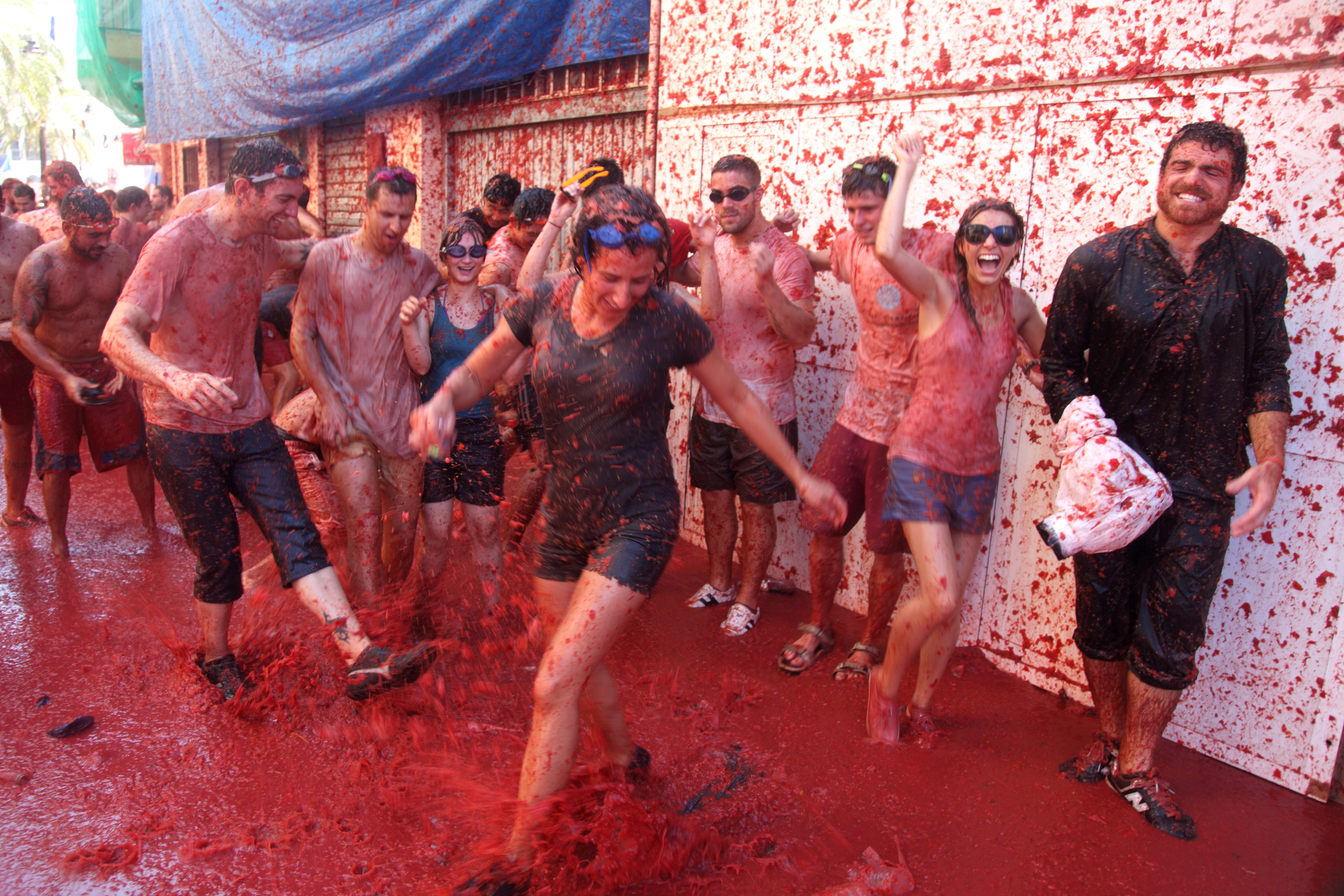 Preparation is Key: Tips for a Safe and Enjoyable Tomatina Experience