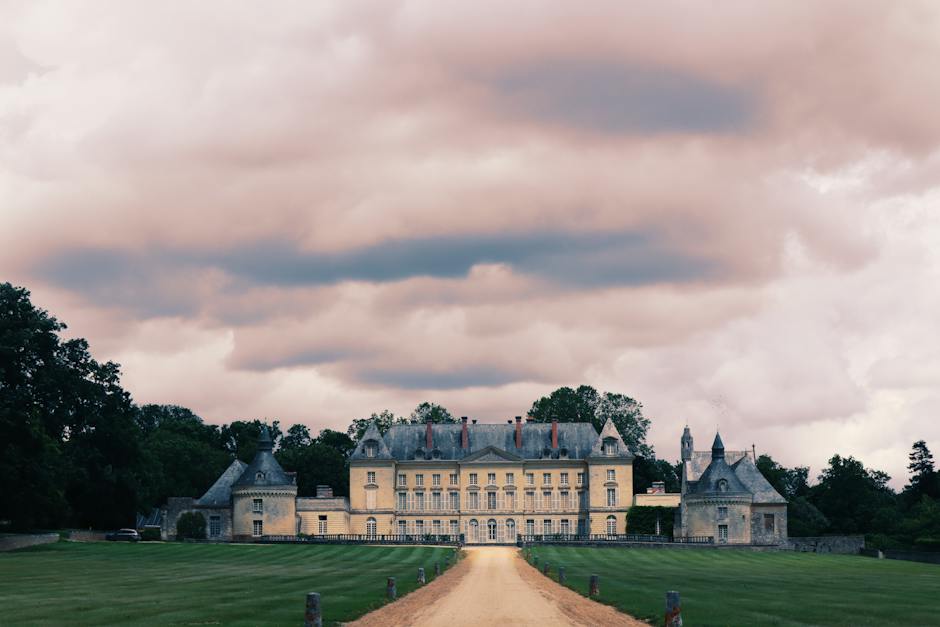 Hidden Gems: Lesser-known Châteaux and Offbeat Experiences in the French Countryside