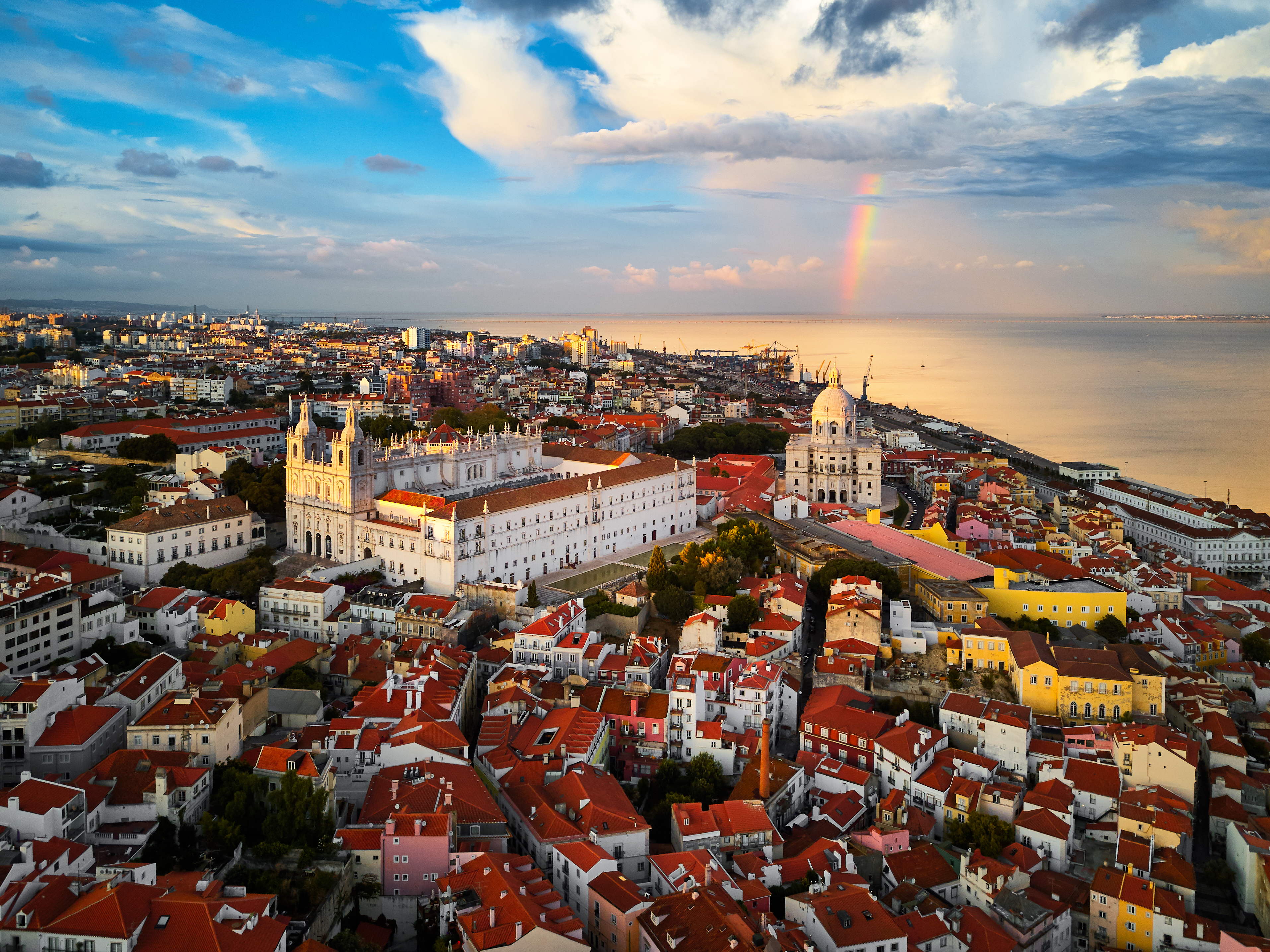 Breathing in the Romance: Captivating Views and Stunning Sunsets in Lisbon